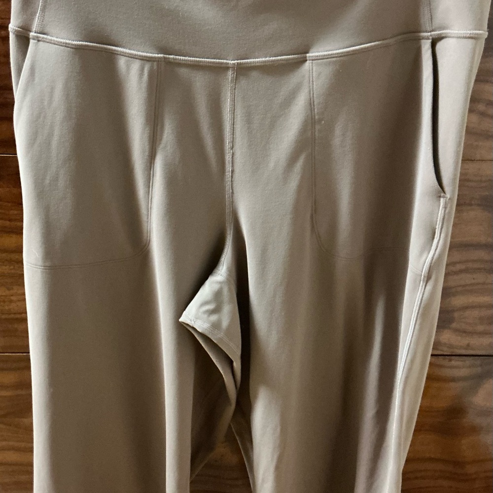 Lululemon Align Super High Wide Leg Crops 12